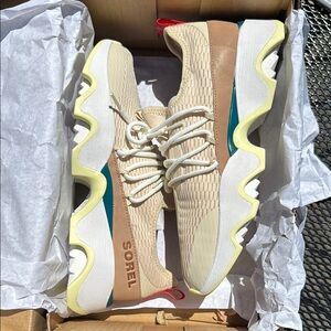 Sorel Women's Beige and Tan Sneakers